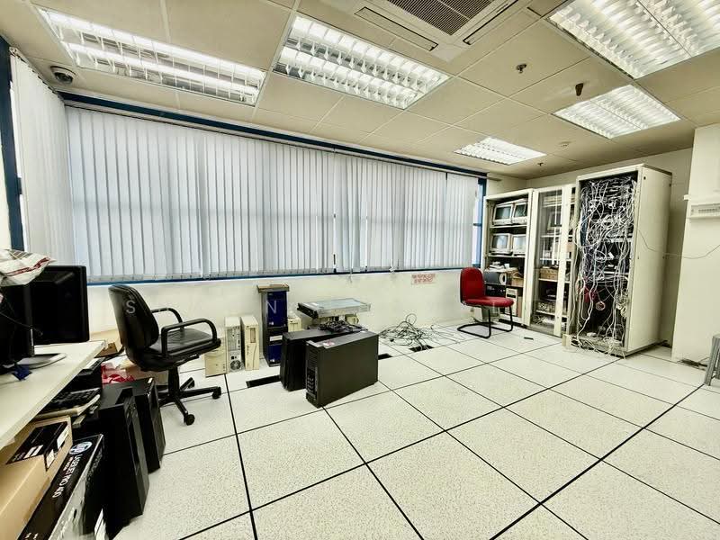 Ubi Techpark, 10 Ubi Crescent, Eunos / Geylang / Paya Lebar, 2,281 sqft, Light Industrial (B1) For Sale, by Shawn Thayalan, 500249329 - CommercialGuru.com.sg