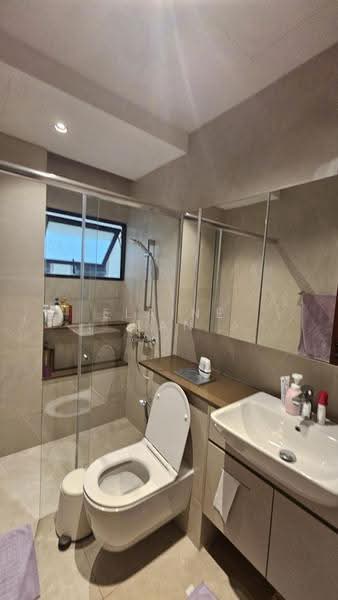 The Arcadia (Arcadia Gardens), 235 Arcadia Road, Newton / Novena, 4 Bedrooms, 3,770 sqft, Condominium For Rent, by Elaine Tan, 500249332 - Bathroom - PropertyGuru.com.sg