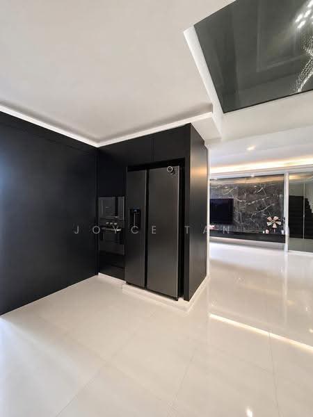 261 Bishan Street 22, 261 Bishan Street 22, Ang Mo Kio / Bishan / Thomson, 5 Bedrooms, 1,700 sqft, HDB Flat For Sale, by Joyce Tan, 500249336 - Kitchen - PropertyGuru.com.sg