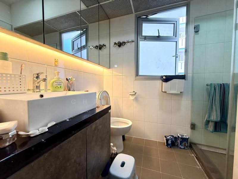 783A Woodlands Rise, 783A Woodlands Rise, Admiralty / Woodlands, 4 Bedrooms, 1,216 sqft, HDB Flat For Sale, by Chris Tan, 500249340 - Bathroom - PropertyGuru.com.sg