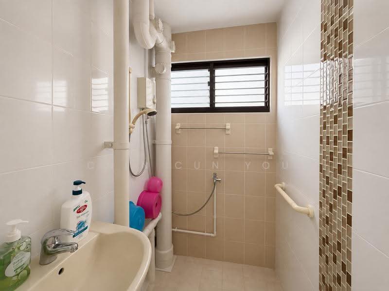 57 New Upper Changi Road, 57 New Upper Changi Road, Bedok / Upper East Coast, 2 Bedrooms, 645 sqft, HDB Flat For Sale, by Chen Cun You, 500249341 - Bathroom - PropertyGuru.com.sg