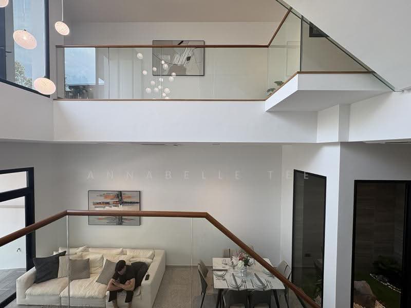 Move in Condition 3.5 Stories with Lift!, Sembawang / Yishun, 6 Bedrooms, 4,800 sqft, Terraced House For Sale, by Annabelle Tee, 500249343 - PropertyGuru.com.sg
