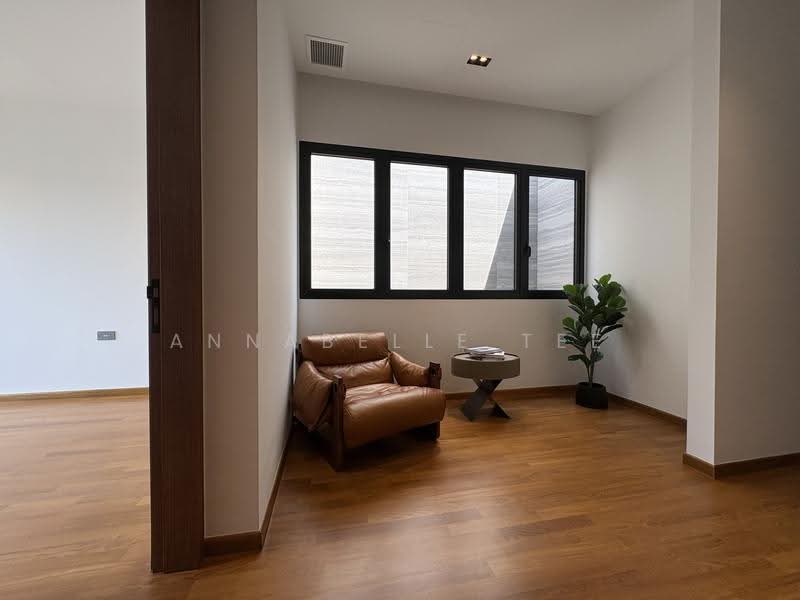 Move in Condition 3.5 Stories with Lift!, Sembawang / Yishun, 6 Bedrooms, 4,800 sqft, Terraced House For Sale, by Annabelle Tee, 500249343 - PropertyGuru.com.sg