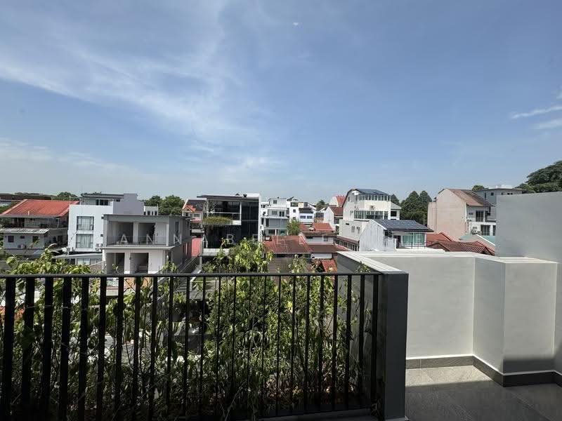 Move in Condition 3.5 Stories with Lift!, Sembawang / Yishun, 6 Bedrooms, 4,800 sqft, Terraced House For Sale, by Annabelle Tee, 500249343 - PropertyGuru.com.sg