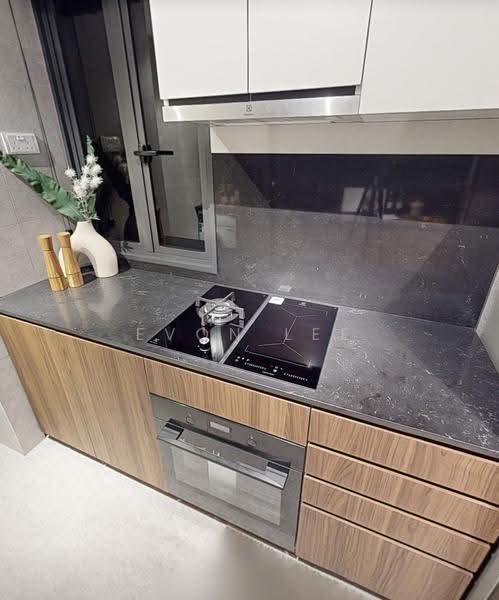 Rare Freehold Penthouse Near Boon Keng MRT Station!, Balestier / Toa Payoh, 4 Bedrooms, 2,583 sqft, Condominium For Sale, by Evon Lee, 500249345 - Kitchen - PropertyGuru.com.sg