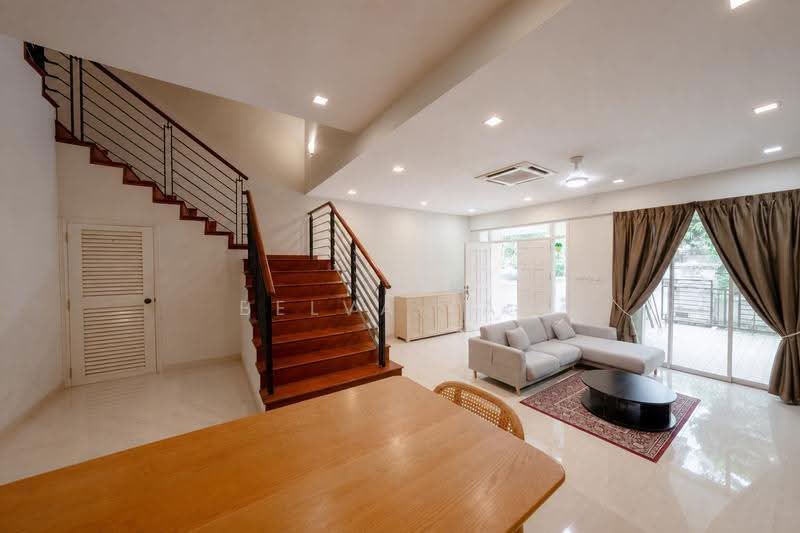 Chuan drive, Hougang / Punggol / Sengkang, 6 Bedrooms, 3,600 sqft, Terraced House For Sale, by Belva Tan, 500249348 - PropertyGuru.com.sg