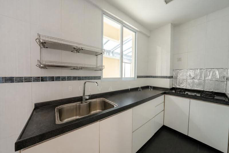 Chuan drive, Hougang / Punggol / Sengkang, 6 Bedrooms, 3,600 sqft, Terraced House For Sale, by Belva Tan, 500249348 - PropertyGuru.com.sg