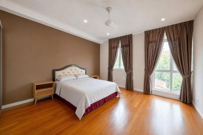 Chuan drive, Hougang / Punggol / Sengkang, 6 Bedrooms, 3,600 sqft, Terraced House For Sale, by Belva Tan, 500249348 - PropertyGuru.com.sg