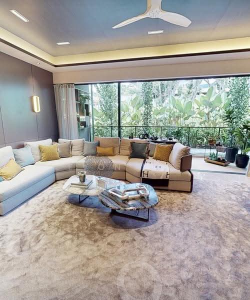 Walk to Pasir Panjang MRT Station! Huge Discount!, Alexandra / Commonwealth, 5 Bedrooms, 2,164 sqft, Condominium For Sale, by Evon Lee, 500249354 - Living Room - PropertyGuru.com.sg