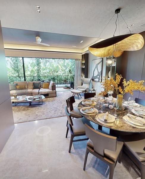 Walk to Pasir Panjang MRT Station! Huge Discount!, Alexandra / Commonwealth, 5 Bedrooms, 2,164 sqft, Condominium For Sale, by Evon Lee, 500249354 - Living Room - PropertyGuru.com.sg