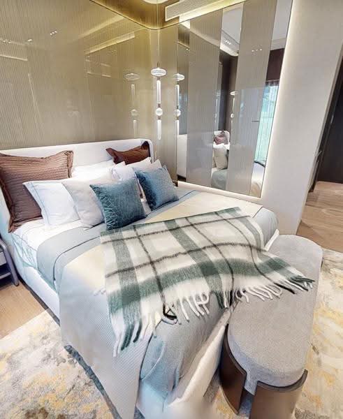 Walk to Pasir Panjang MRT Station! Huge Discount!, Alexandra / Commonwealth, 5 Bedrooms, 2,164 sqft, Condominium For Sale, by Evon Lee, 500249354 - Bedroom - PropertyGuru.com.sg