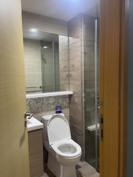The Rainforest, 341 Choa Chu Kang Avenue 3, Dairy Farm / Bukit Panjang / Choa Chu Kang, 3 Bedrooms, 1,130 sqft, Executive Condominium For Rent, by Shrirang Kelkar, 500249356 - Bathroom - PropertyGuru.com.sg
