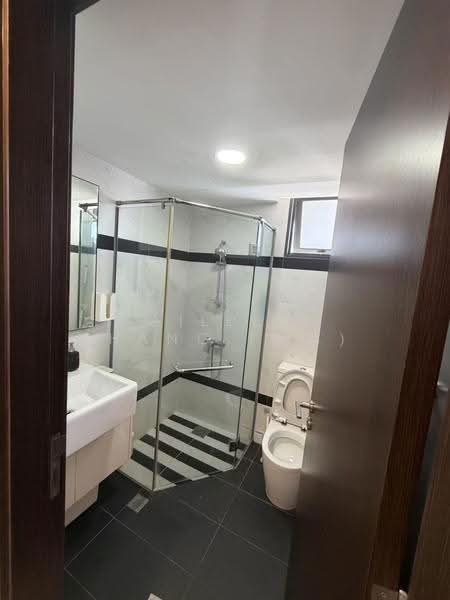 Symphony Suites, 1 Yishun Close, Sembawang / Yishun, 3 Bedrooms, 786 sqft, Condominium For Rent, by Aileen Zhang (爱琳）, 500249364 - Bathroom - PropertyGuru.com.sg