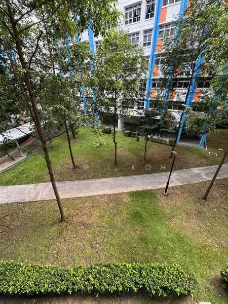 674A Fern Grove @ Yishun, 674A Yishun Avenue 4, Sembawang / Yishun, 3 Bedrooms, 1,206 sqft, HDB Flat For Sale, by April Koh, 500249369 - Exterior - PropertyGuru.com.sg