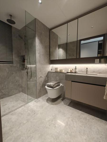 Amber House, 30 Amber Gardens, East Coast / Marine Parade, 3 Bedrooms, 1,744 sqft, Apartment For Sale, by Lilis ., 500249370 - Bathroom - PropertyGuru.com.sg