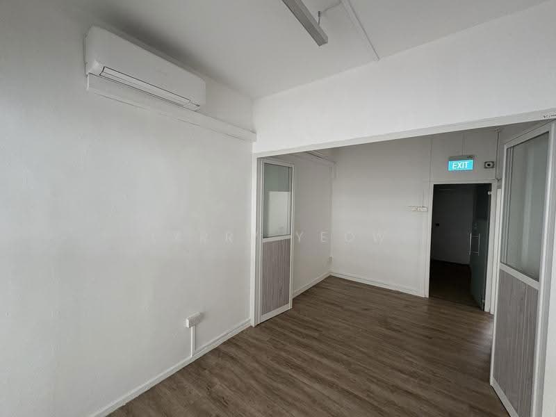 51 lorong 6 Toa payoh, Balestier / Toa Payoh, 452 sqft, Shop / Shophouse For Sale, by Larry Yeow, 500249373 - Interior - CommercialGuru.com.sg