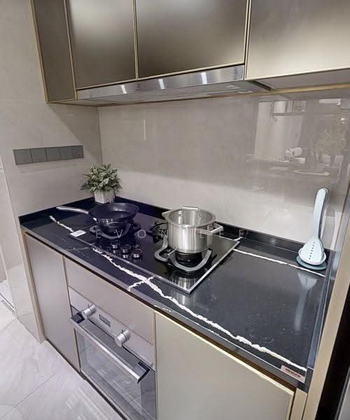 Brand New Unit! Next to Lorong Chuan MRT Station!, Hougang / Punggol / Sengkang, 3 Bedrooms, 1,206 sqft, Condominium For Sale, by Evon Lee, 500249376 - Kitchen - PropertyGuru.com.sg