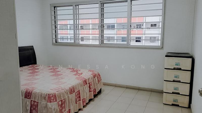 411 Bukit Batok West Avenue 4, 411 Bukit Batok West Avenue 4, Dairy Farm / Bukit Panjang / Choa Chu Kang, Room Rental, 100 sqft, HDB Flat For Rent, by Vannessa Kong, 500249382 - Bedroom - PropertyGuru.com.sg