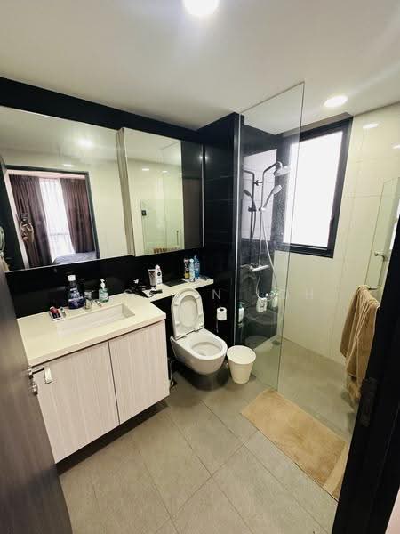 Gem Residences, 3 Lorong 5 Toa Payoh, Balestier / Toa Payoh, 3 Bedrooms, 947 sqft, Condominium For Rent, by Angelin Loh, 500249385 - Bathroom - PropertyGuru.com.sg