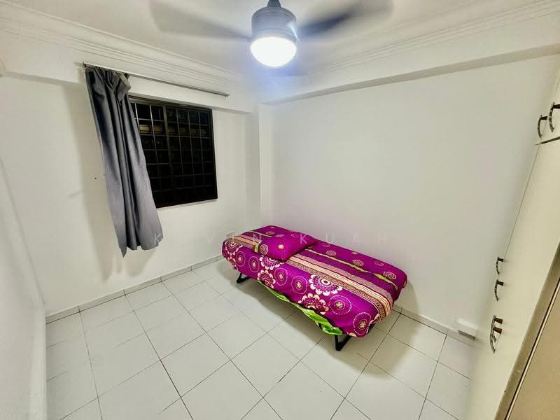 677 Choa Chu Kang Crescent, 677 Choa Chu Kang Crescent, Dairy Farm / Bukit Panjang / Choa Chu Kang, 3 Bedrooms, 1,130 sqft, HDB Flat For Sale, by Kavin Kuah, 500249394 - Bedroom - PropertyGuru.com.sg