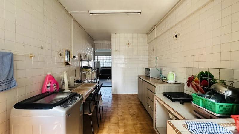 462 Tampines Street 44, 462 Tampines Street 44, Pasir Ris / Tampines, 3 Bedrooms, 904 sqft, HDB Flat For Sale, by Tilia Chin, 500249407 - Kitchen - PropertyGuru.com.sg
