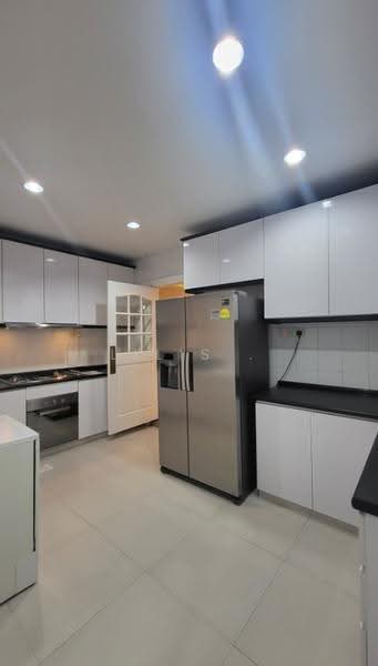 Leonie Condotel, 2 Leonie Hill Road, Orchard / River Valley, 4 Bedrooms, 2,568 sqft, Condominium For Rent, by Lilis ., 500249408 - Kitchen - PropertyGuru.com.sg