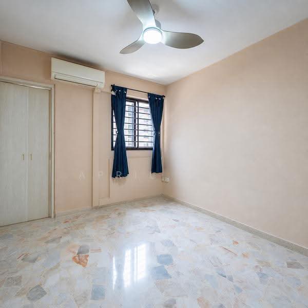 714 Clementi West Street 2, 714 Clementi West Street 2, Buona Vista / West Coast / Clementi New Town, 2 Bedrooms, 721 sqft, HDB Flat For Sale, by April Tai, 500249418 - Bedroom - PropertyGuru.com.sg