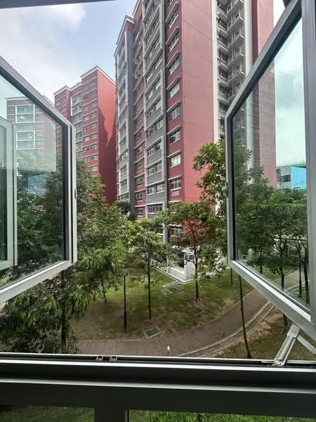 438A Bukit Batok West Avenue 8, 438A Bukit Batok West Avenue 8, Dairy Farm / Bukit Panjang / Choa Chu Kang, 1 Bedroom, 506 sqft, HDB Flat For Sale, by Amy Ho, 500249434 - Exterior - PropertyGuru.com.sg
