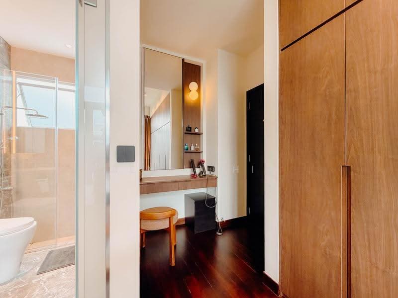 The Greenwich, 15 Seletar Road, Seletar / Yio Chu Kang, 2 Bedrooms, 904 sqft, Condominium For Sale, by Benji Chia, 500249435 - Bathroom - PropertyGuru.com.sg