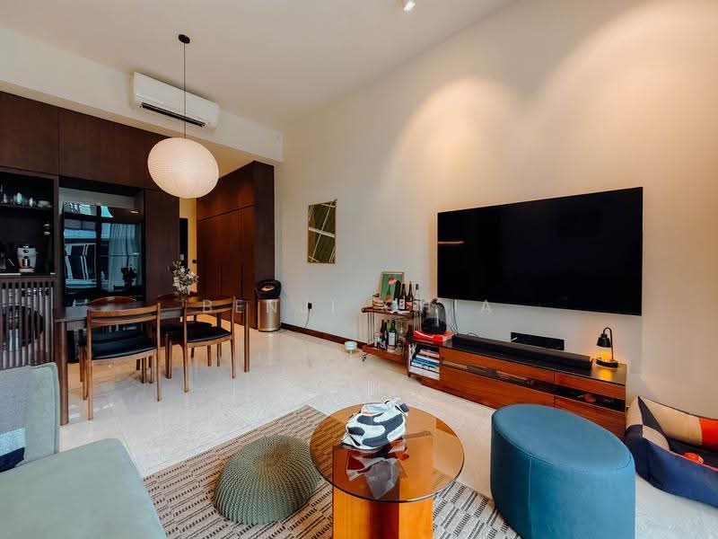The Greenwich, 15 Seletar Road, Seletar / Yio Chu Kang, 2 Bedrooms, 904 sqft, Condominium For Sale, by Benji Chia, 500249435 - Living Room - PropertyGuru.com.sg