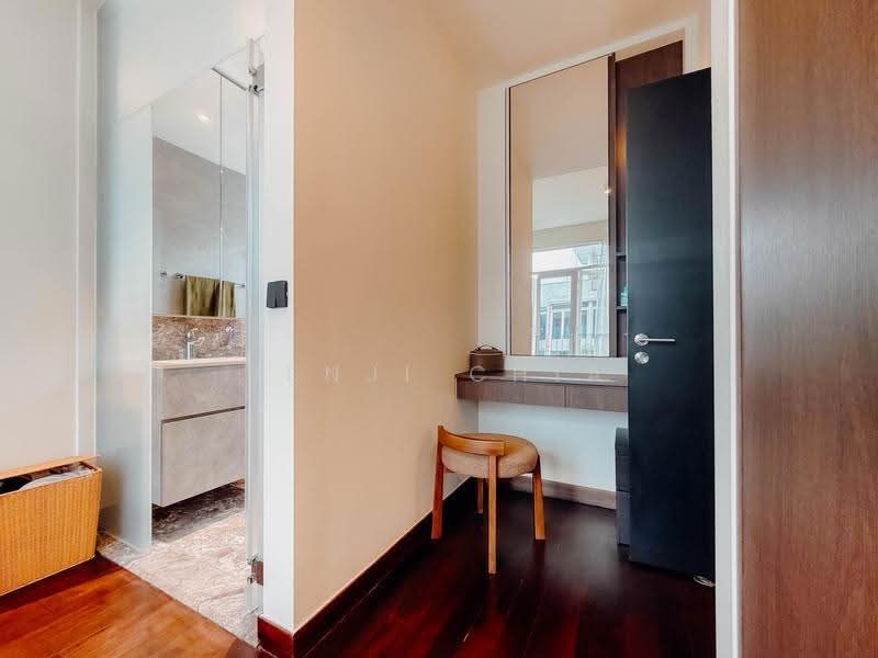 The Greenwich, 15 Seletar Road, Seletar / Yio Chu Kang, 2 Bedrooms, 904 sqft, Condominium For Sale, by Benji Chia, 500249435 - Bathroom - PropertyGuru.com.sg