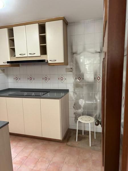 The Florida, 78 Hougang Avenue 7, Hougang / Punggol / Sengkang, 3 Bedrooms, 1,227 sqft, Condominium For Rent, by Pauline Zee, 500249446 - Kitchen - PropertyGuru.com.sg
