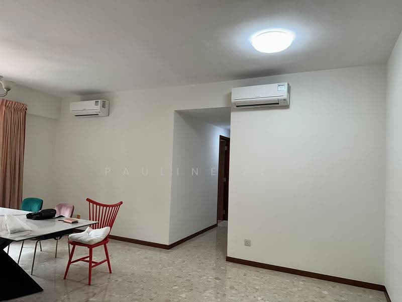 The Florida, 78 Hougang Avenue 7, Hougang / Punggol / Sengkang, 3 Bedrooms, 1,227 sqft, Condominium For Rent, by Pauline Zee, 500249446 - Living Room - PropertyGuru.com.sg