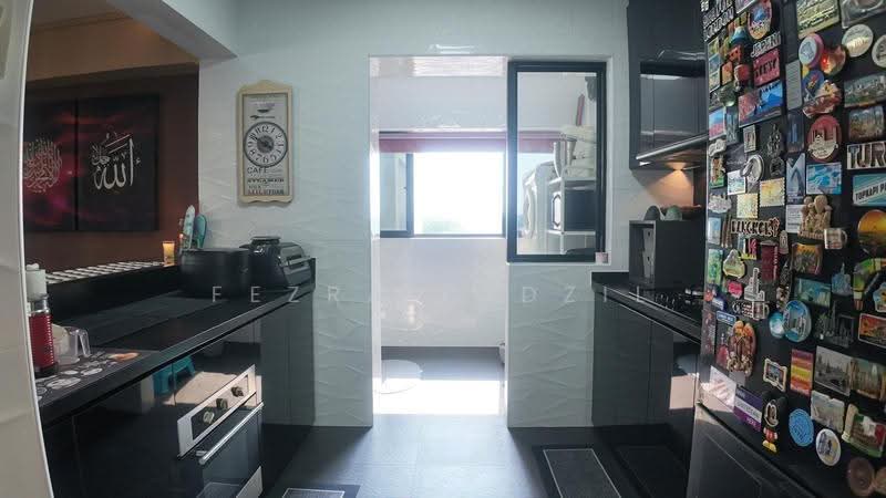 446 Choa Chu Kang Avenue 4, 446 Choa Chu Kang Avenue 4, Dairy Farm / Bukit Panjang / Choa Chu Kang, 4 Bedrooms, 1,270 sqft, HDB Flat For Sale, by Fezra Fadzil, 500249452 - Kitchen - PropertyGuru.com.sg