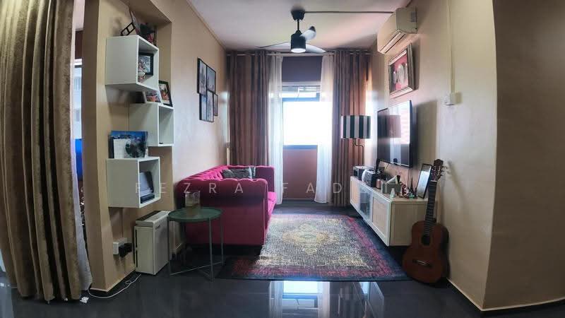 446 Choa Chu Kang Avenue 4, 446 Choa Chu Kang Avenue 4, Dairy Farm / Bukit Panjang / Choa Chu Kang, 4 Bedrooms, 1,270 sqft, HDB Flat For Sale, by Fezra Fadzil, 500249452 - Study Room - PropertyGuru.com.sg