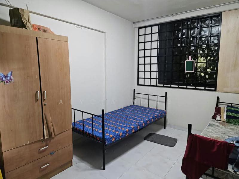 729 Yishun Street 71, 729 Yishun Street 71, Sembawang / Yishun, 2 Bedrooms, 688 sqft, HDB Flat For Rent, by Alycia Wang, 500249454 - Bedroom - PropertyGuru.com.sg