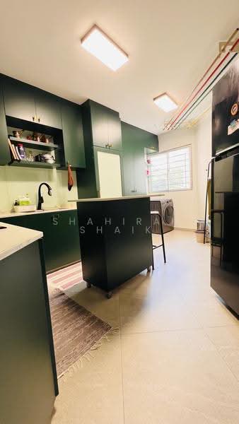 104B Depot Road, 104B Depot Road, Harbourfront / Telok Blangah, 3 Bedrooms, 1,076 sqft, HDB Flat For Sale, by Shahirah Shaik, 500249457 - Kitchen - PropertyGuru.com.sg
