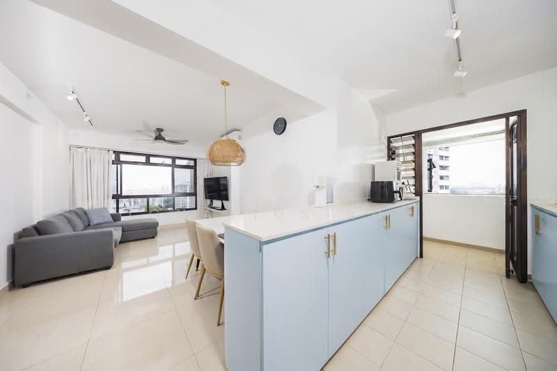 180B Marsiling Road, 180B Marsiling Road, Admiralty / Woodlands, 2 Bedrooms, 721 sqft, HDB Flat For Sale, by Ignatius Ang, 500249458 - Living Room - PropertyGuru.com.sg