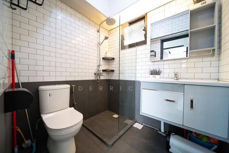 436A Fernvale Road, 436A Fernvale Road, Seletar / Yio Chu Kang, 3 Bedrooms, 1,033 sqft, HDB Flat For Sale, by Derrick Tai, 500249459 - Bathroom - PropertyGuru.com.sg
