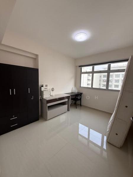152C Bedok South Road, 152C Bedok South Road, Bedok / Upper East Coast, 3 Bedrooms, 1,001 sqft, HDB Flat For Rent, by James Poh, 500249475 - Bedroom - PropertyGuru.com.sg
