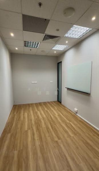 SOMERSET | Office Space | 5 Minutes to MRT Station |, Somerset MRT, Orchard / River Valley, 1,247 sqft, Office For Rent, by Amy Aw 胡嘉薇, 500249476 - CommercialGuru.com.sg