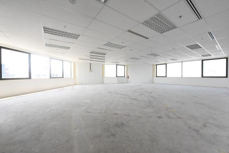 Parkway Centre, 1 Marine Parade Central, East Coast / Marine Parade, 1,000 sqft, Mall Shop For Rent, by Damon Chua, 500249478 - Interior - CommercialGuru.com.sg