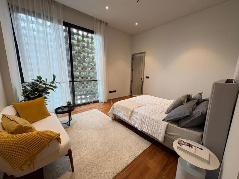 A Private Sanctuary Across Every Level, Tanglin / Holland / Bukit Timah, 5 Bedrooms, 6,764 sqft, Semi-Detached House For Sale, by Jacqueline You, 500249481 - PropertyGuru.com.sg