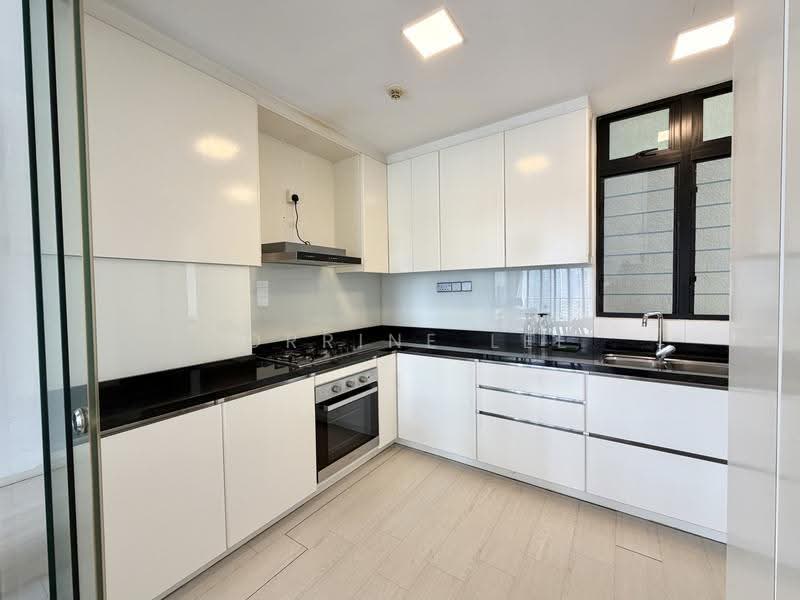 Spring Grove, 53 Grange Road, Tanglin / Holland / Bukit Timah, 2 Bedrooms, 1,012 sqft, Condominium For Sale, by Corrine Lee, 500249487 - Kitchen - PropertyGuru.com.sg