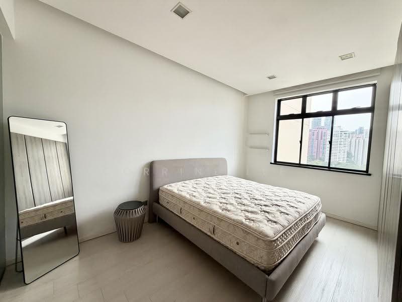 Spring Grove, 53 Grange Road, Tanglin / Holland / Bukit Timah, 2 Bedrooms, 1,012 sqft, Condominium For Sale, by Corrine Lee, 500249487 - Bedroom - PropertyGuru.com.sg