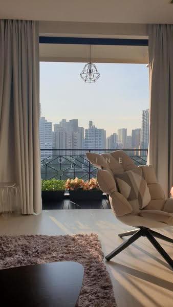 Spring Grove, 53 Grange Road, Tanglin / Holland / Bukit Timah, 2 Bedrooms, 1,012 sqft, Condominium For Sale, by Corrine Lee, 500249487 - Balcony - PropertyGuru.com.sg