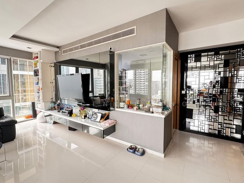 One Shenton, 1 Shenton Way, Boat Quay / Raffles Place / Marina, 3 Bedrooms, 1,604 sqft, Condominium For Sale, by Vincent Kwang, 500249499 - Living Room - PropertyGuru.com.sg