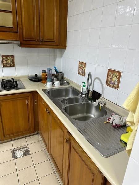 The Anchorage, 370G Alexandra Road, Alexandra / Commonwealth, 3 Bedrooms, 1,421 sqft, Condominium For Rent, by Kelvin Chin, 500249500 - Kitchen - PropertyGuru.com.sg