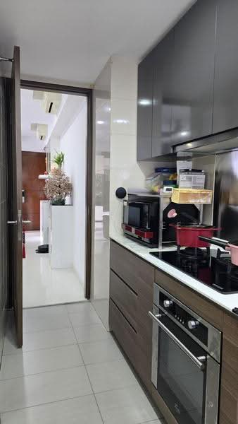 Foresque Residences, 103 Petir Road, Dairy Farm / Bukit Panjang / Choa Chu Kang, 3 Bedrooms, 1,130 sqft, Condominium For Sale, by Jason Lee, 500249507 - Kitchen - PropertyGuru.com.sg