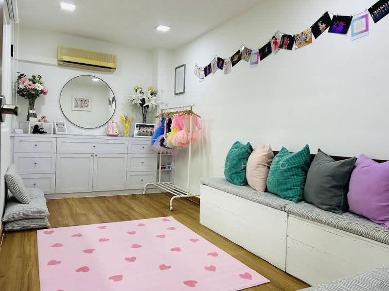 Goldhill Shopping Centre, 151 Thomson Road, Newton / Novena, 1,206 sqft, Other Retail For Sale, by William Choo, 500249508 - Interior - CommercialGuru.com.sg
